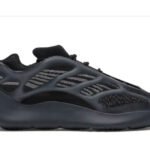 Adidas Yeezy Boost 700 V3 Alvah