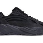 Adidas Yeezy Boost 700 Vanta